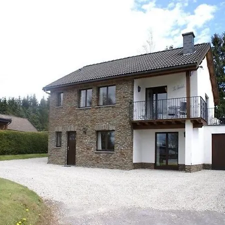 In Ardennes Near Forest Trails Semesterbostad